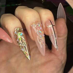Stunning Glitter and Pink Stiletto Nails